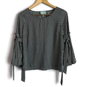 Skies are Blue Black and White Striped Tie Sleeve Top Shirt Blouse Size XS
